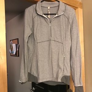 Lulu lemon athletic pullover